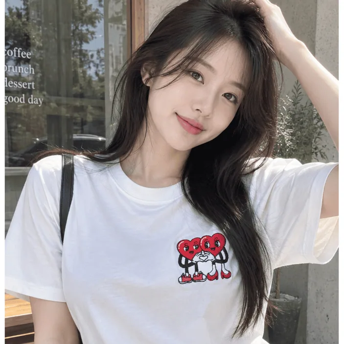 Áo thêu biểu tượng Trái tim của ATUS Clothing