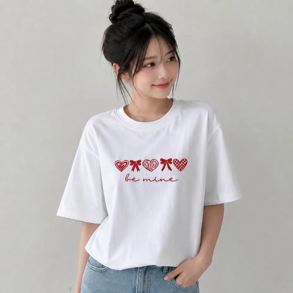 Áo thêu trái tim nơ Be Mine của ATUS Clothing